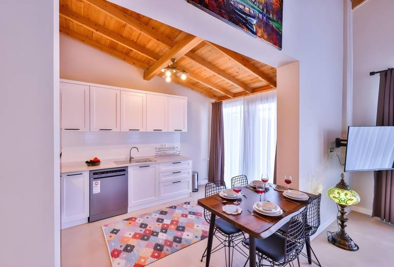 Charming vacation home | Pet-friendly — photo 4