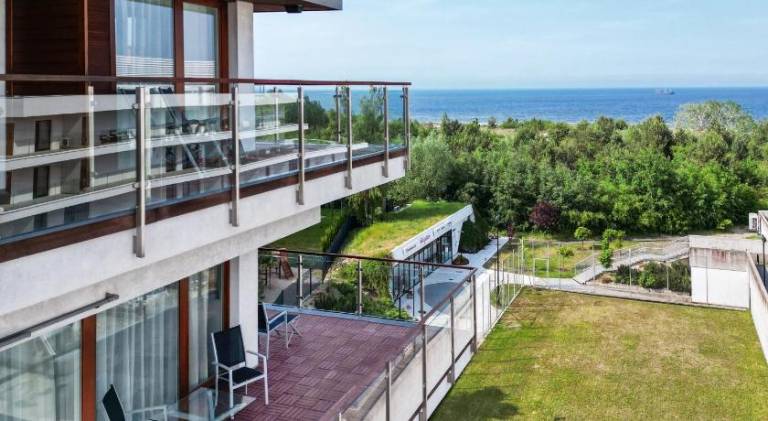 Lovely apartment with yard & terrace | Beach nearby | Dogs allowed — photo 3
