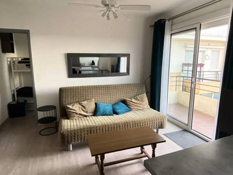 Rental apartment with 1 room for 5 persons — photo 3