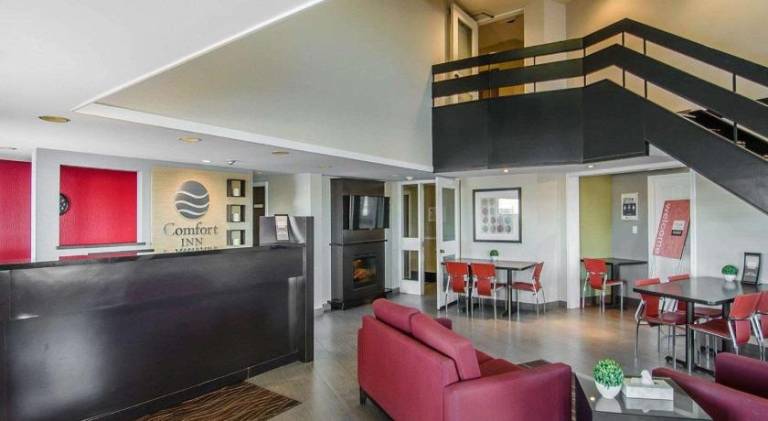 Comfort Inn Hotel Swift Current — photo 2