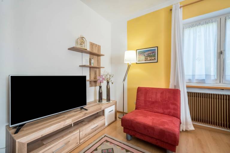 Holiday Apartment 'Oase' with Shared Pool, Shared Garden and Wi-Fi — photo 4