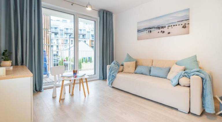 Beautiful apartment with pool & hot tub | Pet-friendly — photo 2