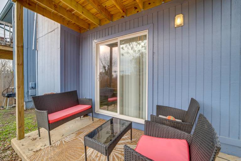 Pet-Friendly Retreat w/ Yard, 12 Mi to Dtwn Tulsa — photo 4