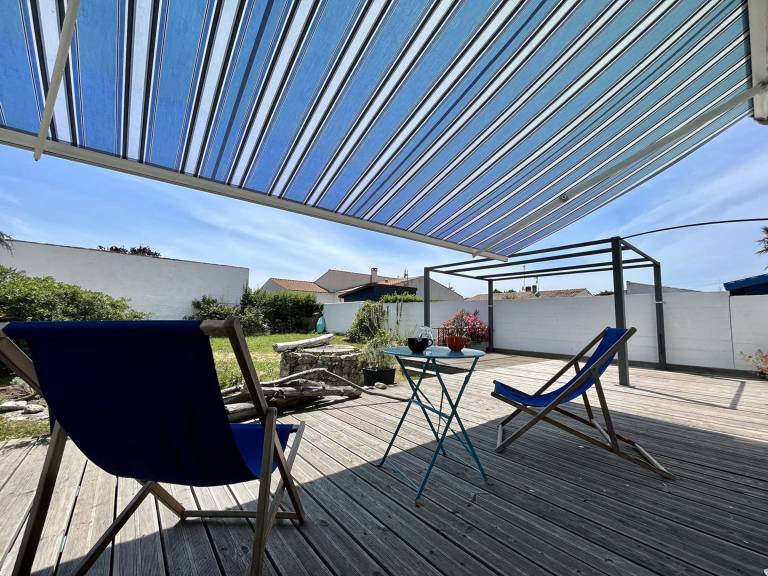 House with BBQ — photo 3