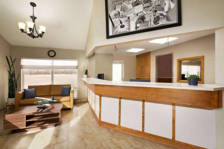 Super 8 By Wyndham Liberal Ks — photo 4