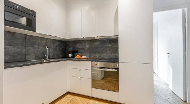 Holiday apartment | Next to Arc de Triomphe — photo 5