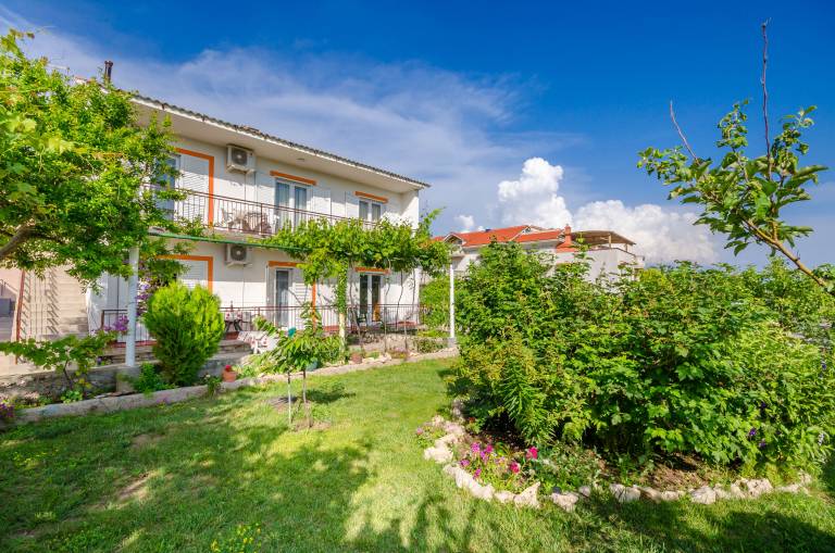 Apartments Joka in Rab