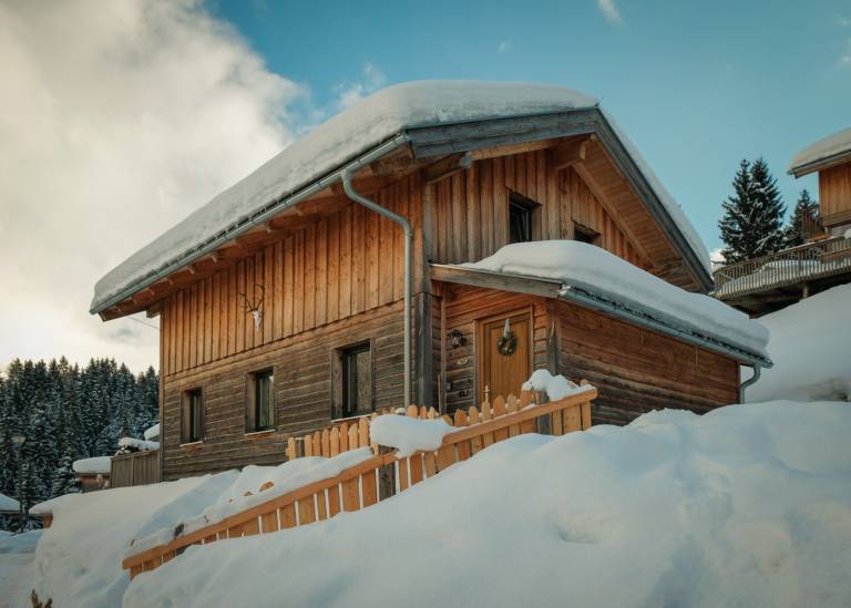 Beautiful chalet with garden, sauna & patio | Next to the ski | Dogs allowed — photo 3