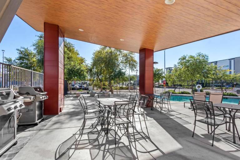 Sonesta Simply Suites Avondale — photo 3