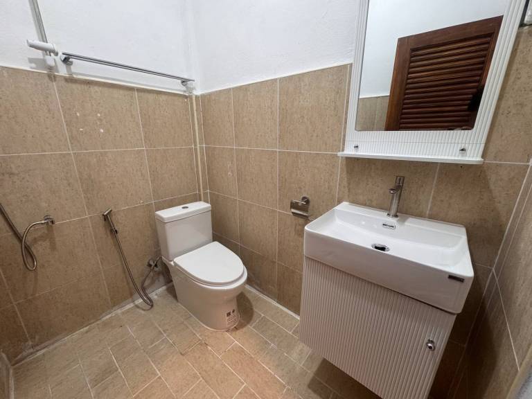 Family-oriented house with terrace | City view | Close to the beach | Pets allowed — photo 4