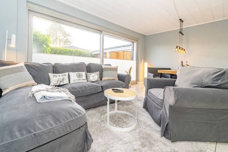Ferienhaushälfte in Tinnum mit Kamin und Terrasse. — photo 3