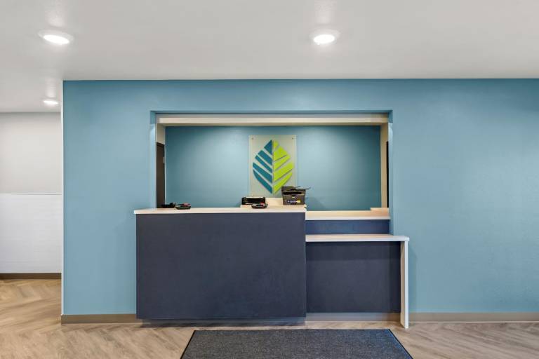 WoodSpring Suites Sumter near Shaw AFB — photo 4