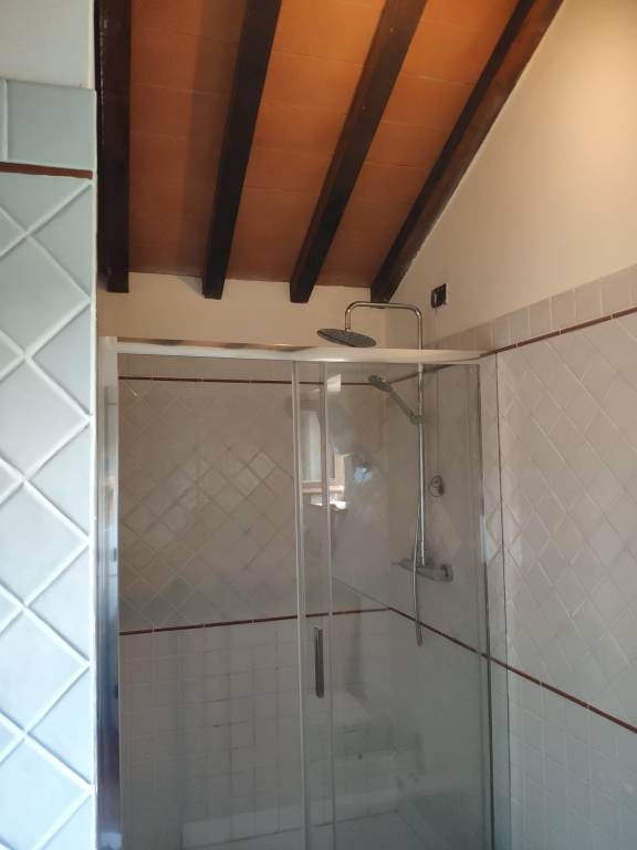 Rental apartment with yard & BBQ | Mountain view — photo 3