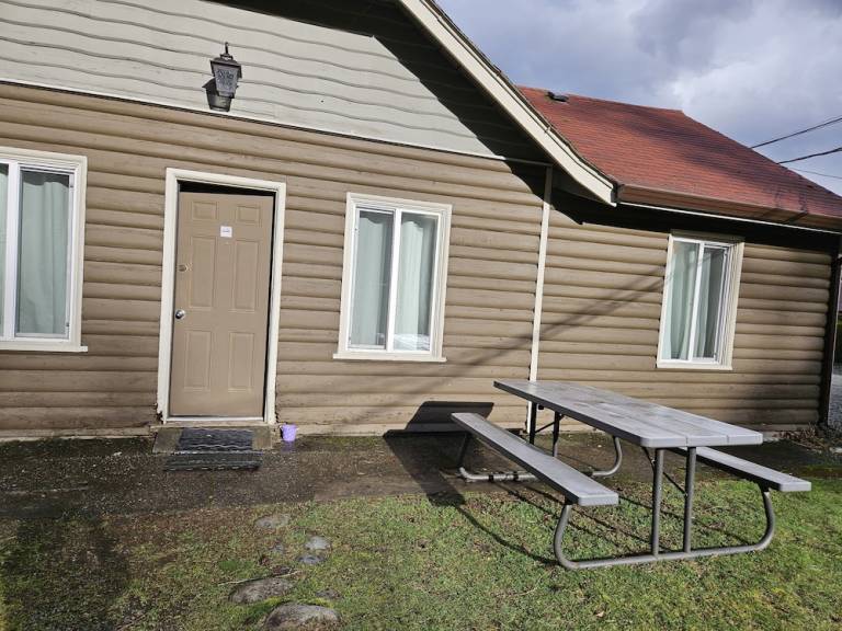 Motel  Hope
