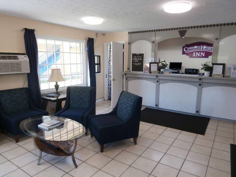 Country Hearth Inn & Suites Cartersville — photo 4