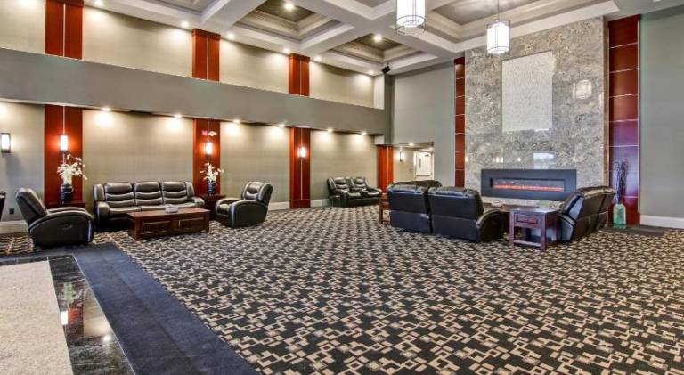 Chateau Nova Yellowknife — photo 3
