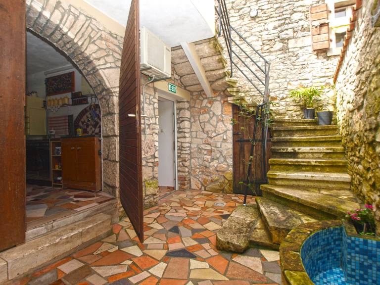 Child-friendly wonderful house with grill & terrace | Pets are welcome — photo 5