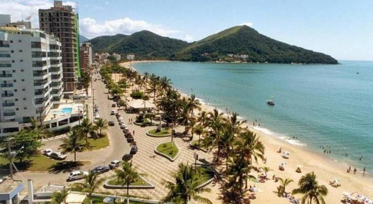 Rental apartment with garden & pool | Dogs allowed in Caraguatatuba