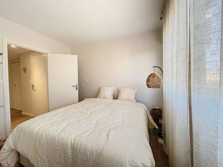 Ideal Beach T2 Cabin with Parking, Pets Allowed — photo 5