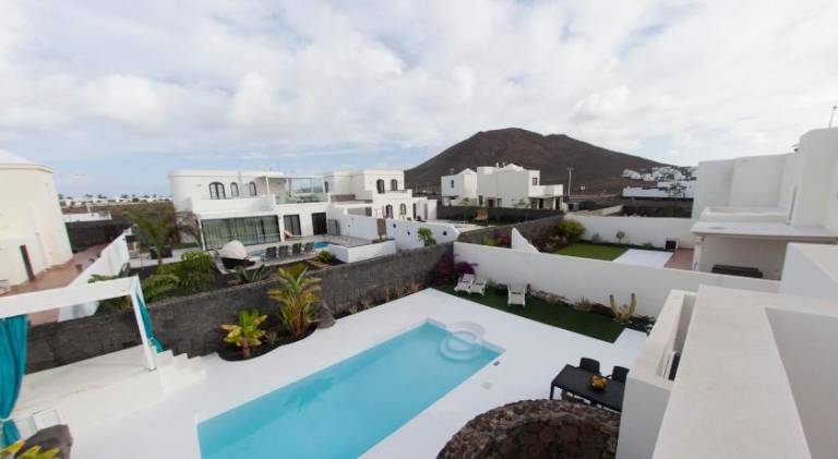 Fully equipped spacious villa with private pool, yard & terrace | Dogs allowed — photo 5