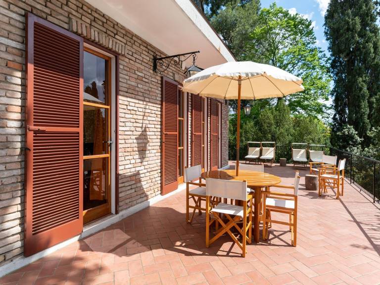 Spacious holiday apartment with pool | Pets allowed in Pesaro