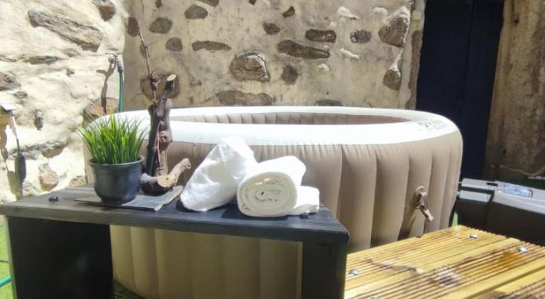 House with hot tub in Viseu