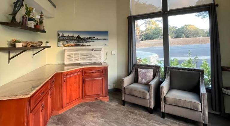 Inn By the Bay Monterey — photo 2