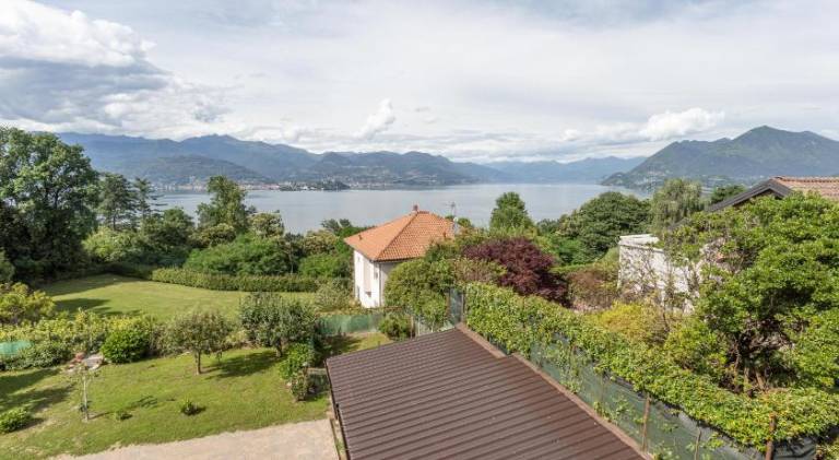 Casa Lilla - Lakeview Large Apartments With Garden Above Stresa — photo 4