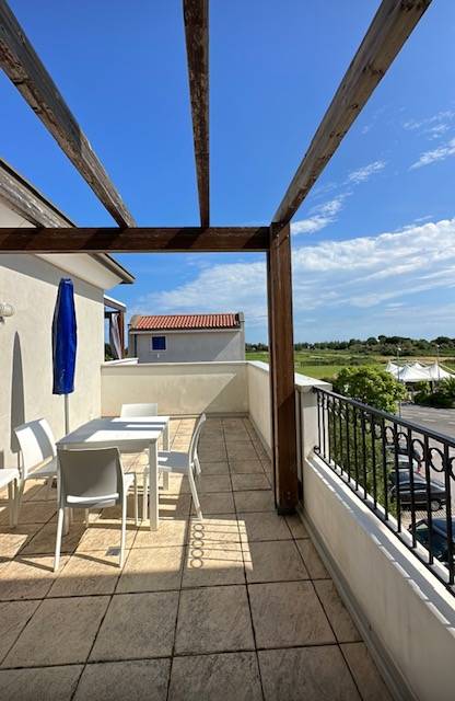 Family-friendly nice rental apartment with pool & terrace | Beach nearby | Dogs allowed — photo 5