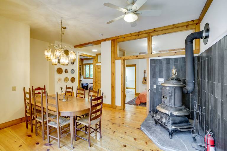 Secluded Family Getaway w/ On-Site Creek in Hawley — photo 2