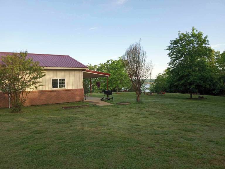 Lodge  Yellville