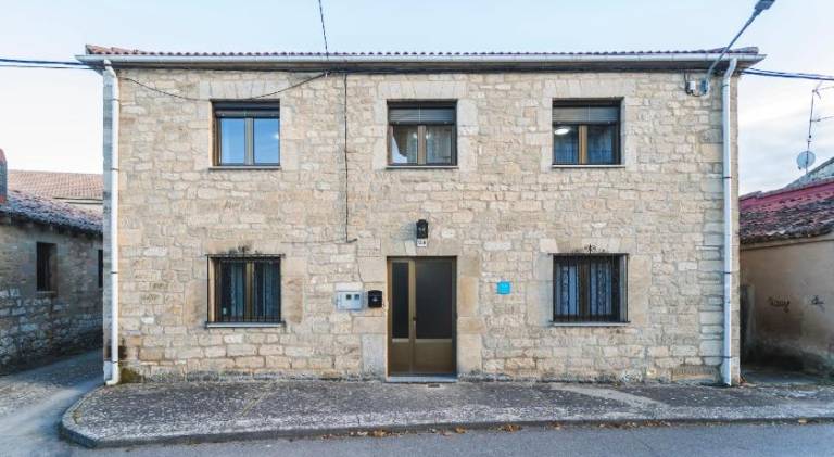 House for 2 persons in Burgos