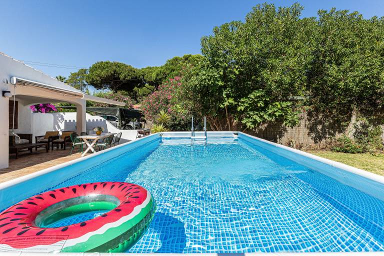 Vacation home with garden in Albufeira