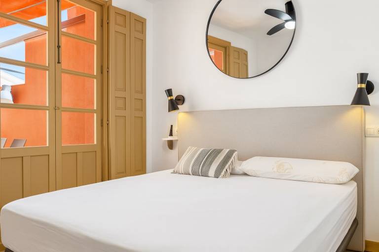 Apartment with patio | Next to Alcazaba of Málaga — photo 2