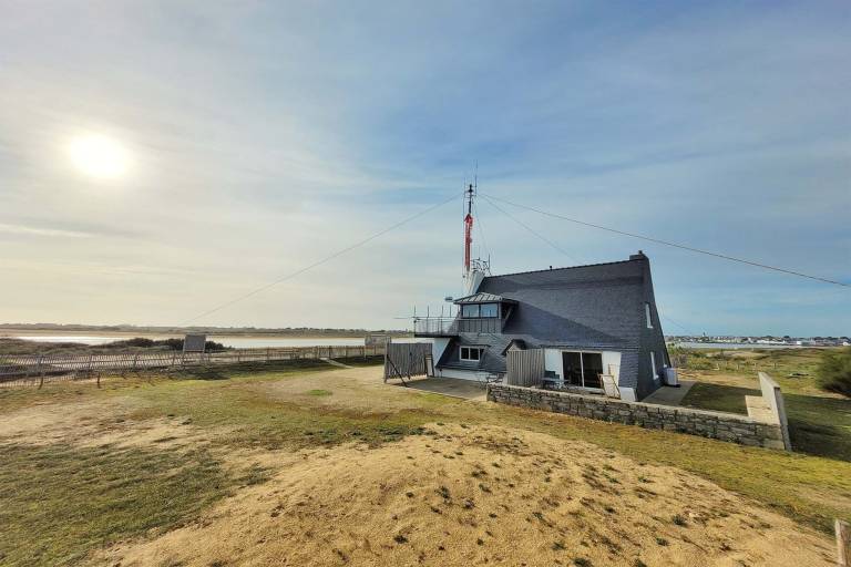 Holiday apartment with yard & patio | Beach nearby | Pets allowed — photo 3