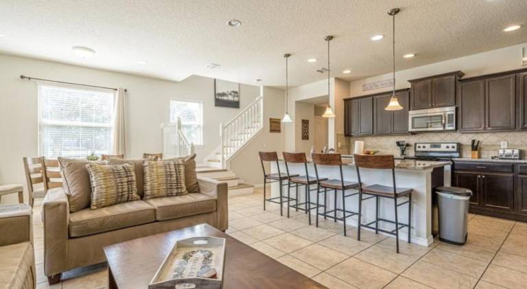 Pleasant villa with terrace, barbeque & pool | Pets are welcome in Kissimmee, FL