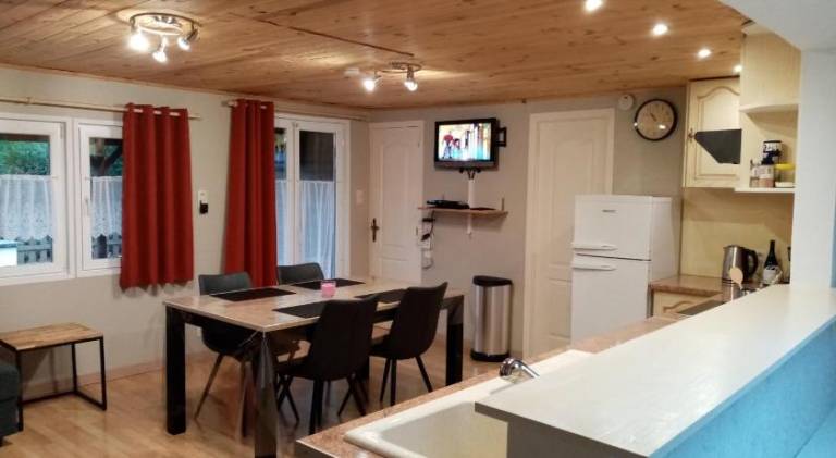 Chalet | Pets are welcome — photo 3