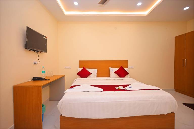 Jay and Jas Hotel in Tirupati