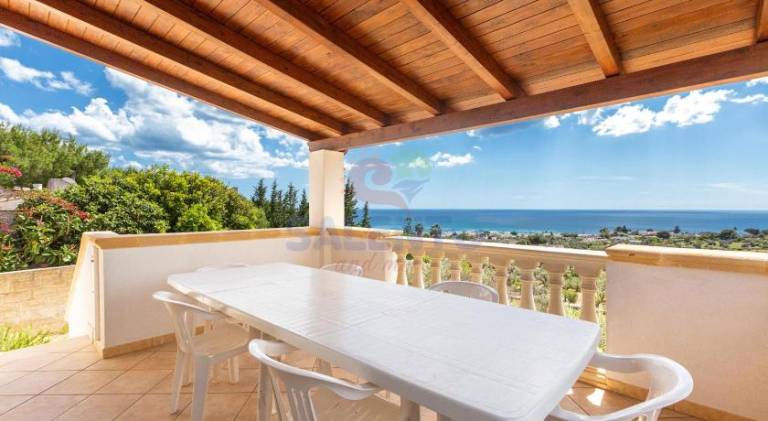 Vacation home with 3 rooms for 6 persons in Salve
