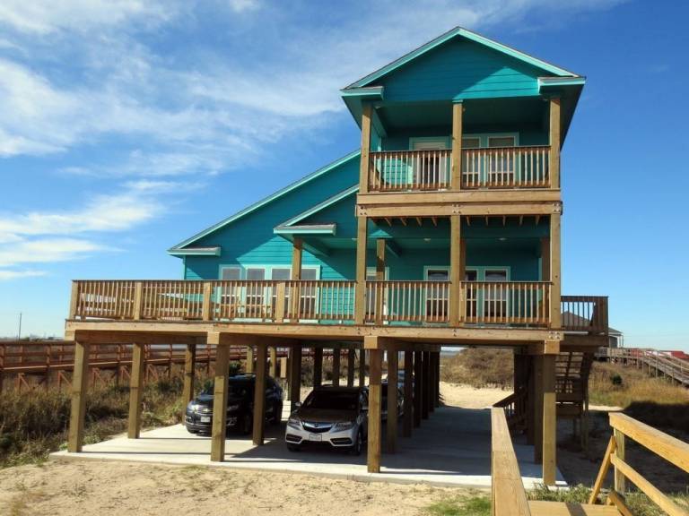 House  Surfside Beach