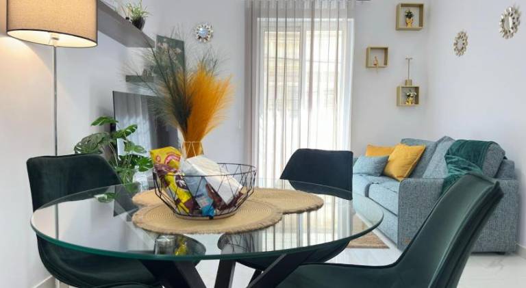 Boho Luxe Terrace - Brand New & Terrace — photo 3