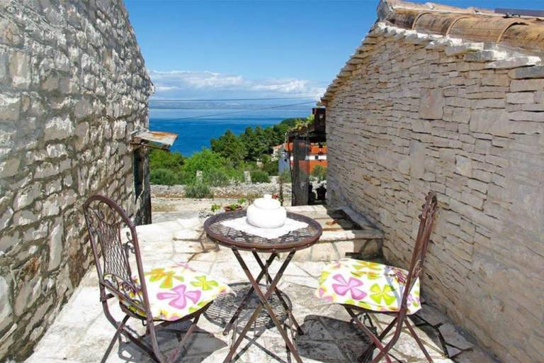 Lovely vacation home with patio, grill & yard | Sea view | Pets allowed in Dubrovnik
