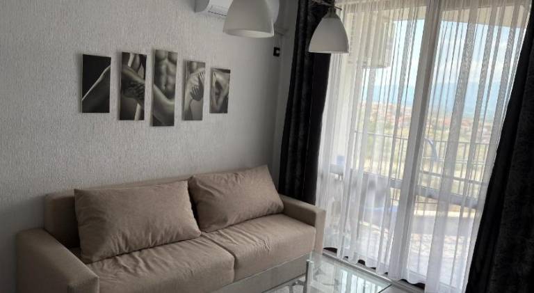 Apartment with 1 room for 4 persons — photo 2