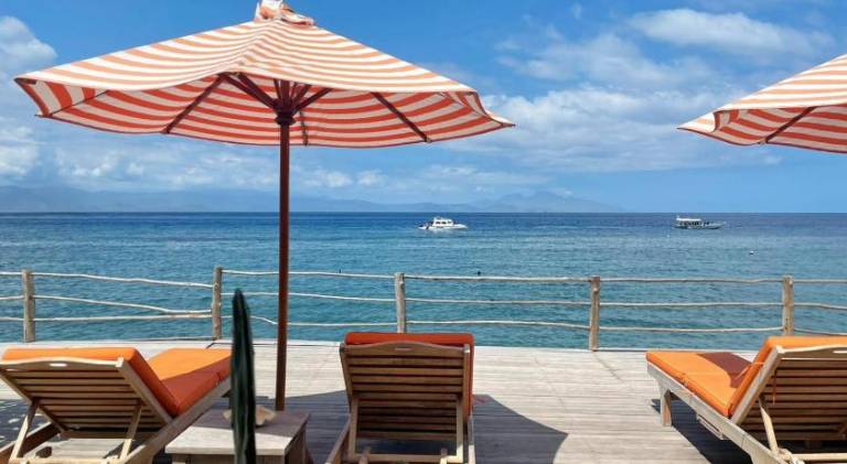 VnS Beachfront Guesthouse — photo 4