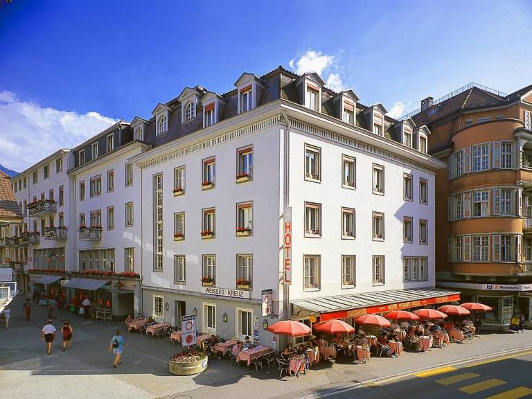 Hotel Weisses Kreuz in Wilderswil