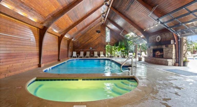 Charming house with hot tub | Pets allowed — photo 2