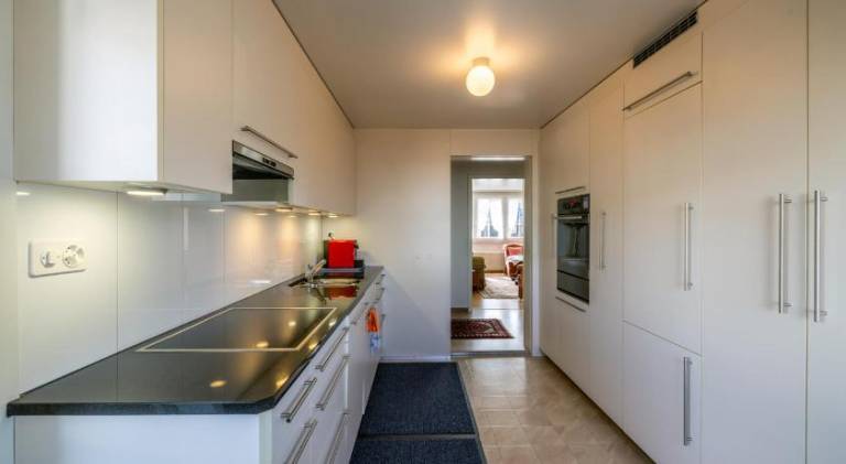 Holiday apartment with garden & patio — photo 2