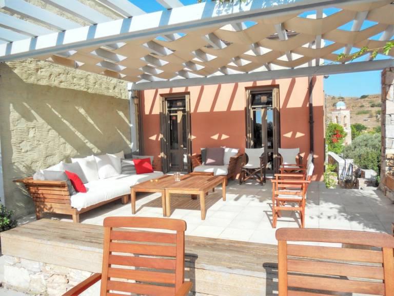 Charming house with sea view in Chrousa, fenced garden — photo 3