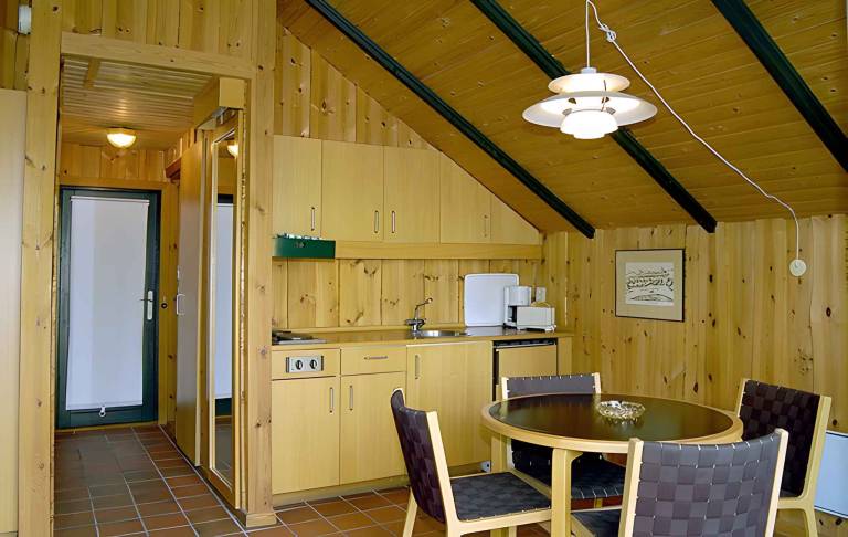 Beautiful vacation home with hot tub, pool & sauna | Pet-friendly — photo 4
