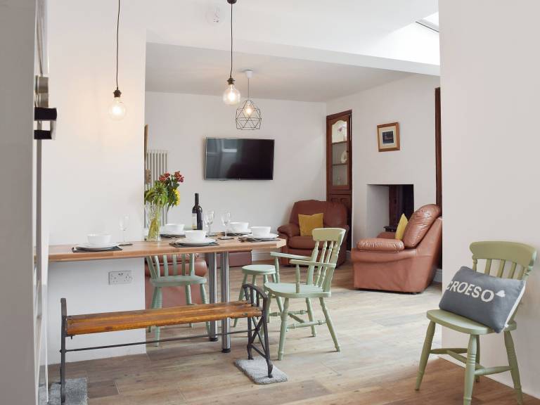 Cottage Burry Port